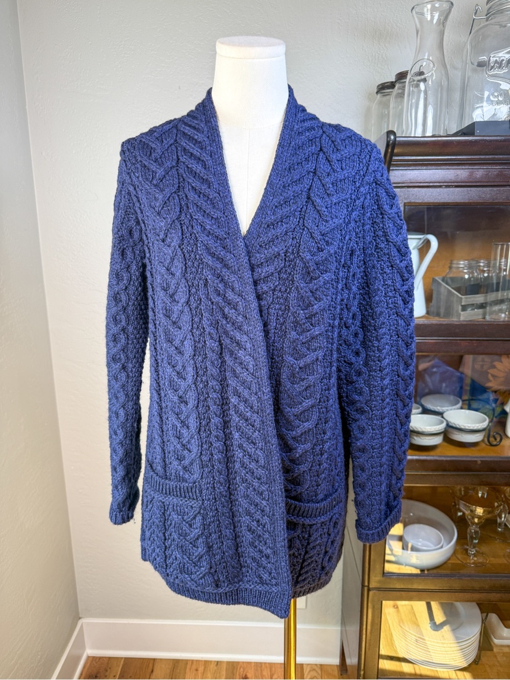 Aran Crafts Ireland 100% Merino Wool Cable Knit Cardigan Navy Blue Size S